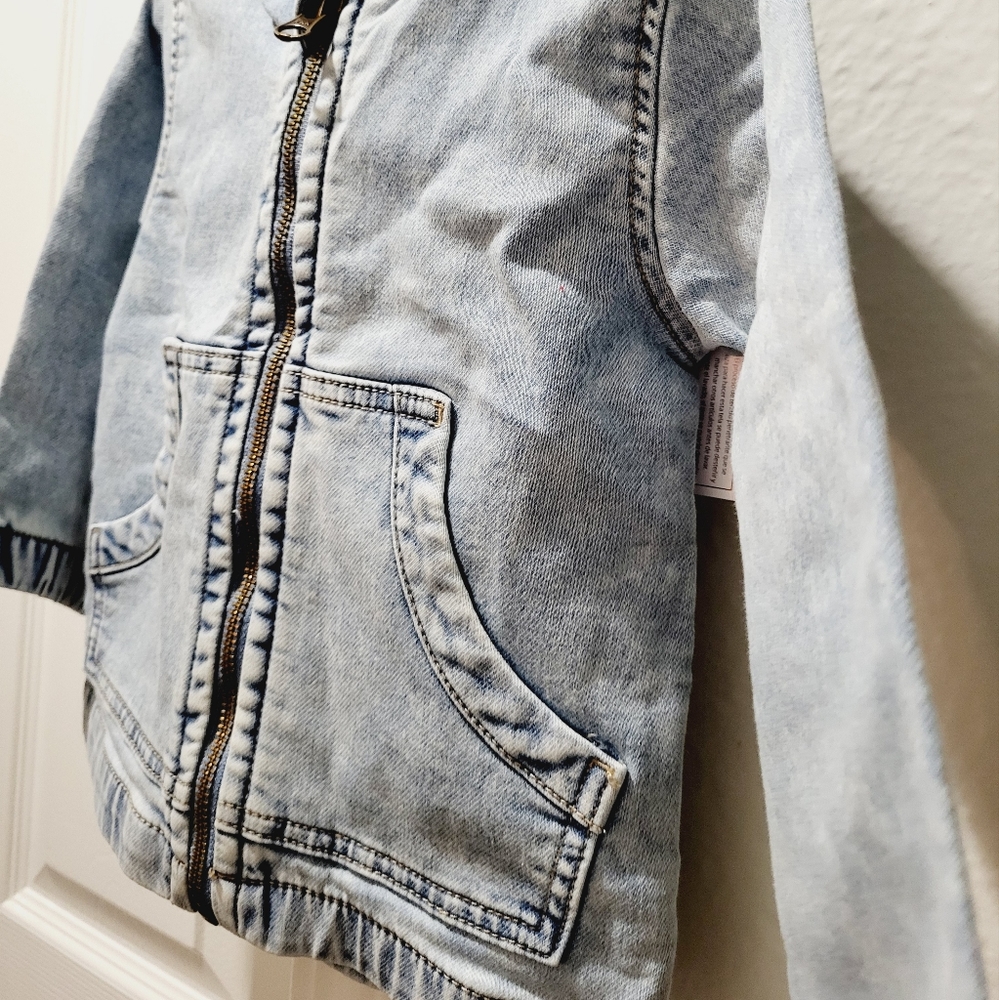 Denim jacket - Picture 2 of 4